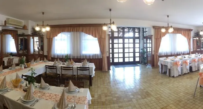 Pensión Koller Panzió 3*